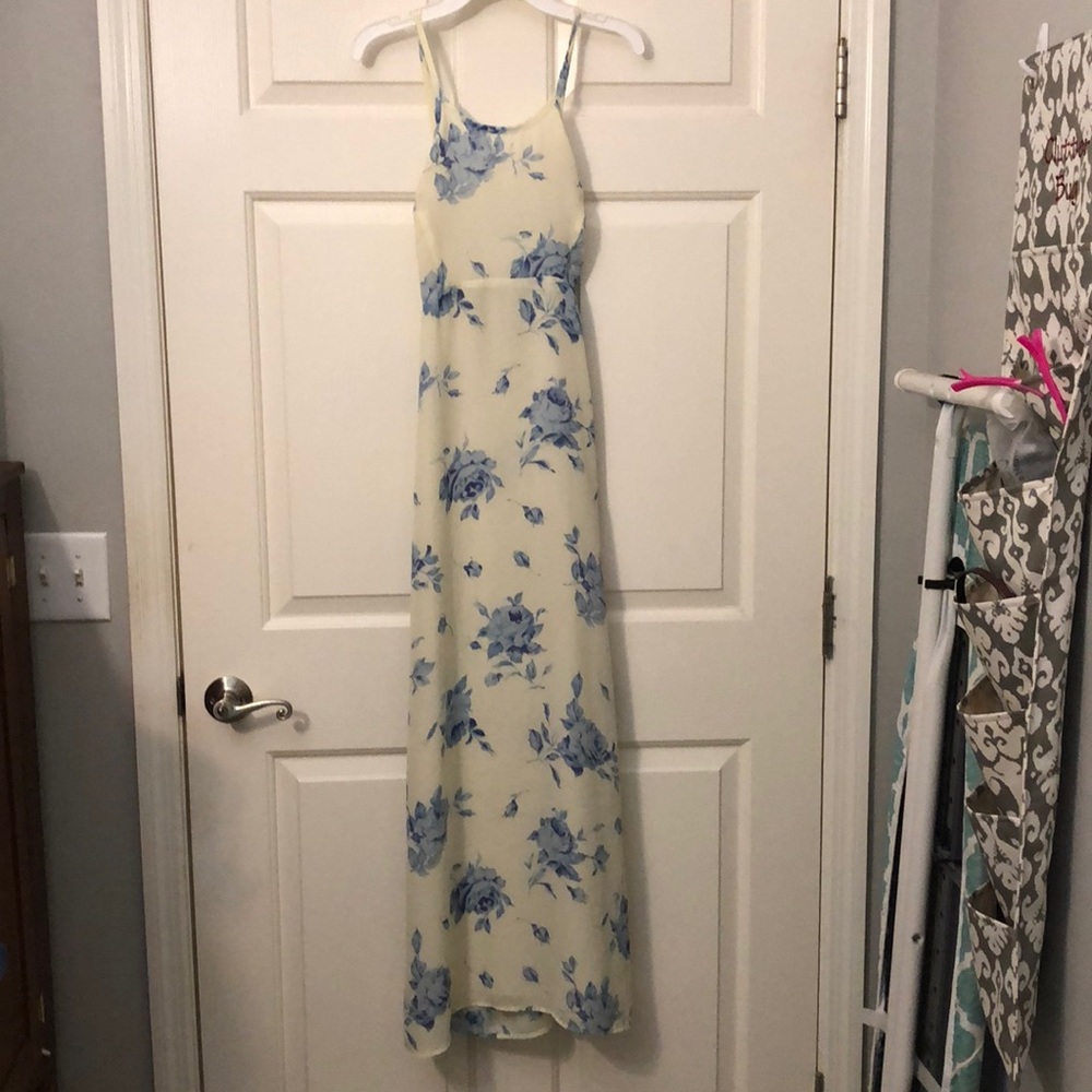Long pale yellow and blue floral strappy dress Sz5